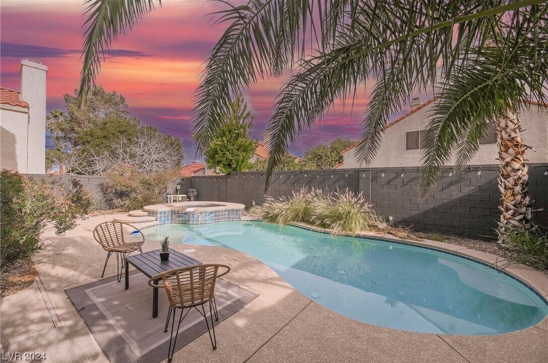 Photo of Outdoor in Green Valley