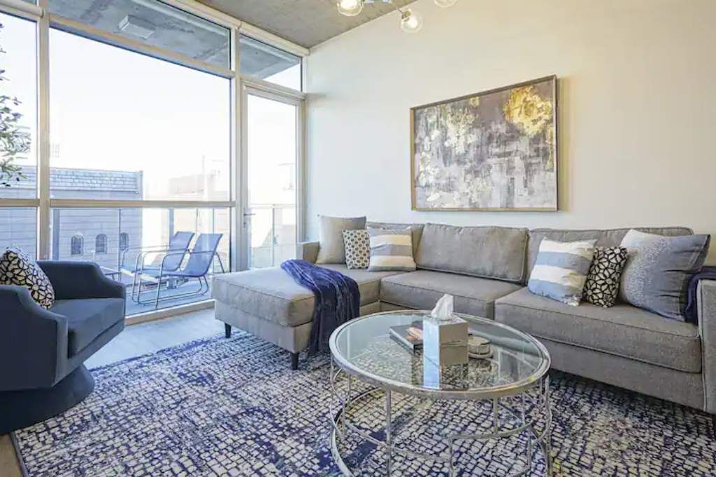 Photo of Livingroom in Downtown Las Vegas