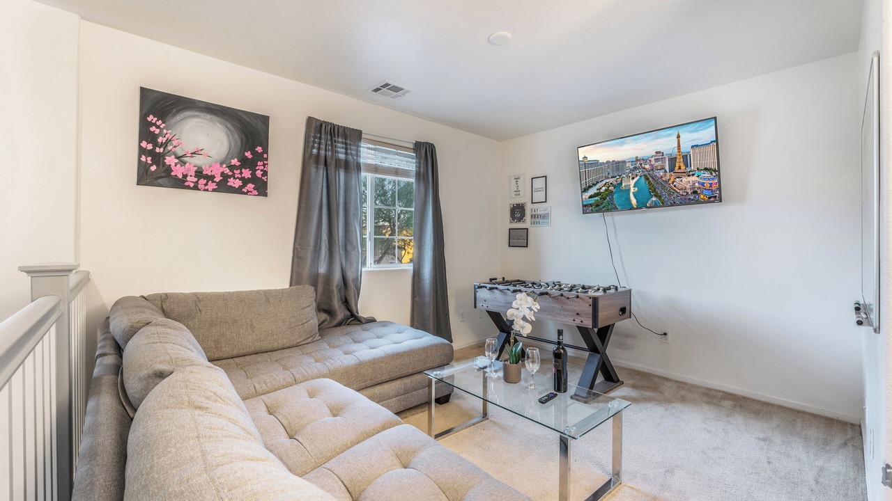 Photo of Livingroom in Rhodes Ranch