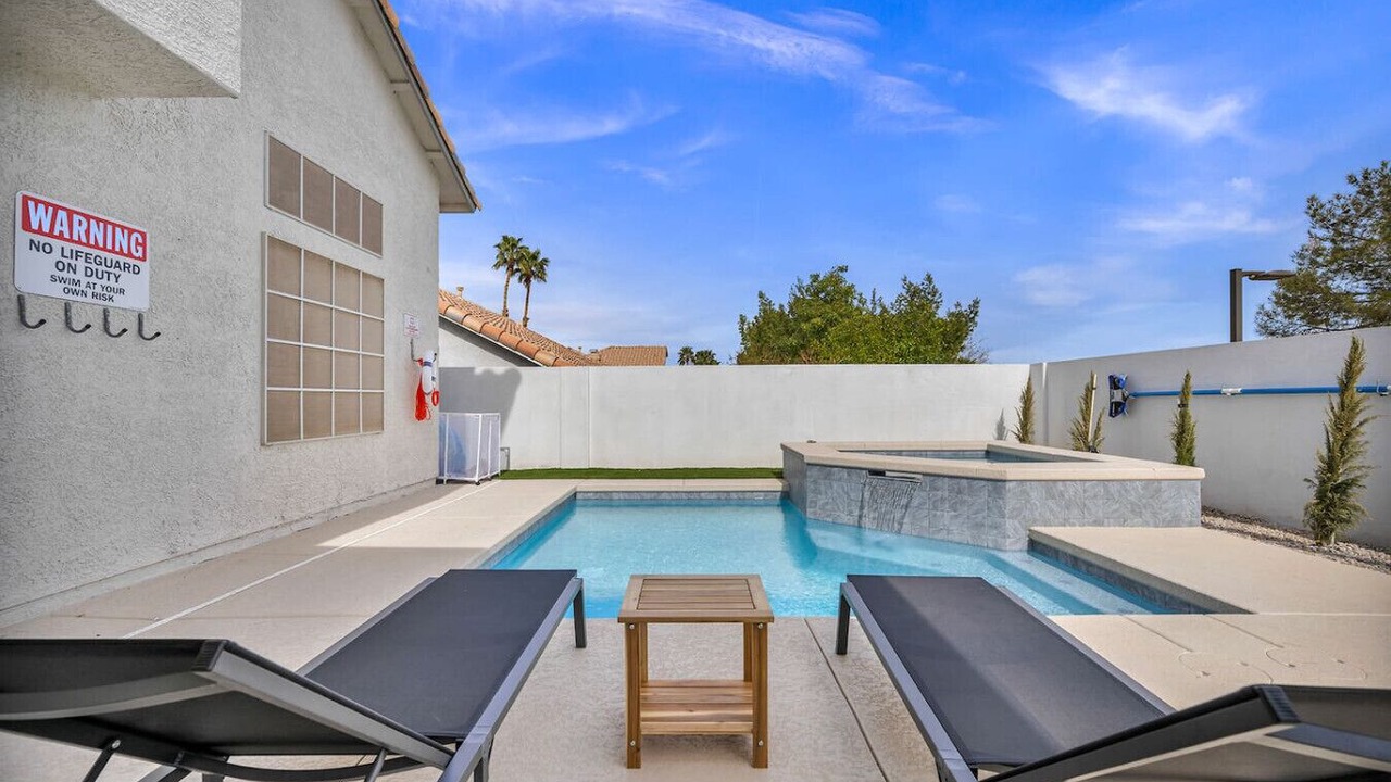Photo of Outdoor in Green Valley