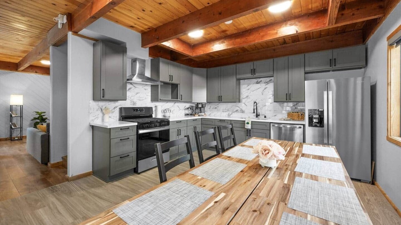 Photo of Kitchen in Summit Estates