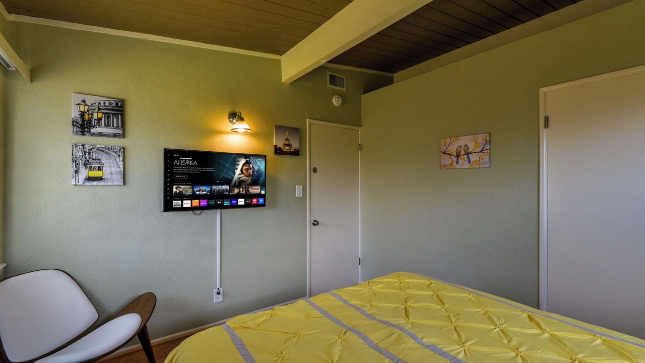 Photo of Bedroom in Harbor