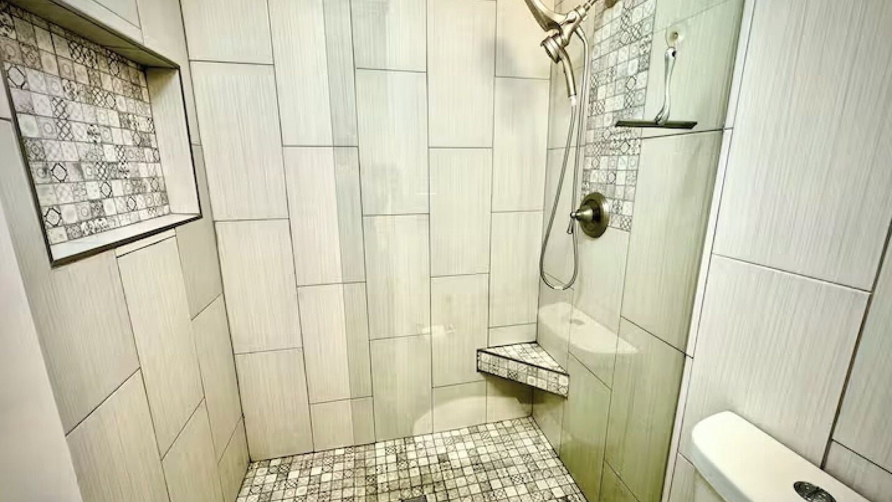 Photo of Bathroom in Scottsdale Estates Six