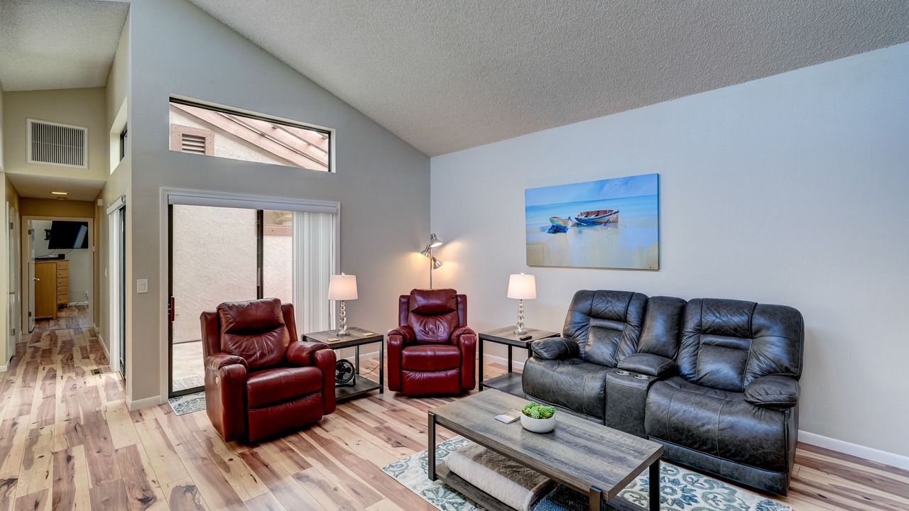 Photo of Livingroom in Hidden Valley Ranch