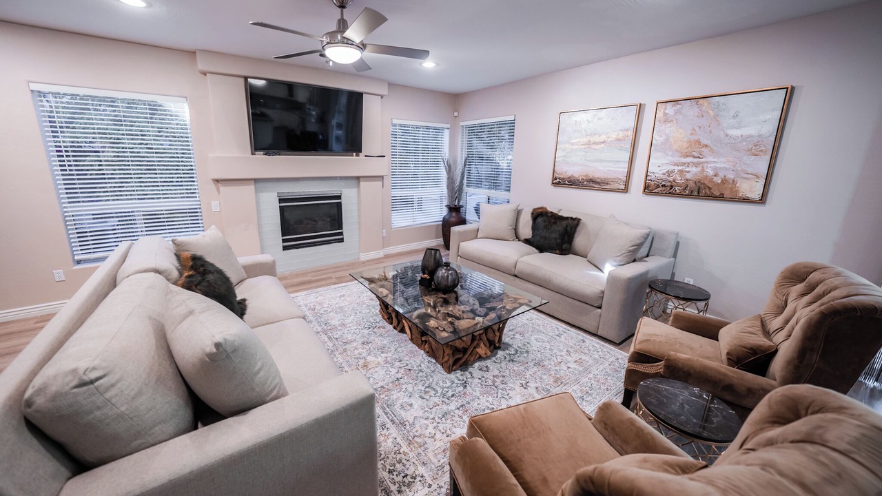 Photo of Livingroom in Arabian Crest