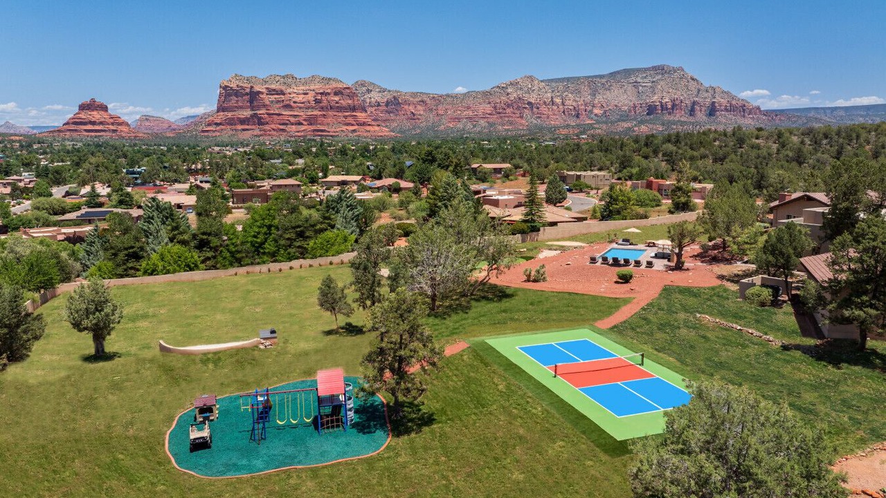Photo of Outdoor in Oak Creek