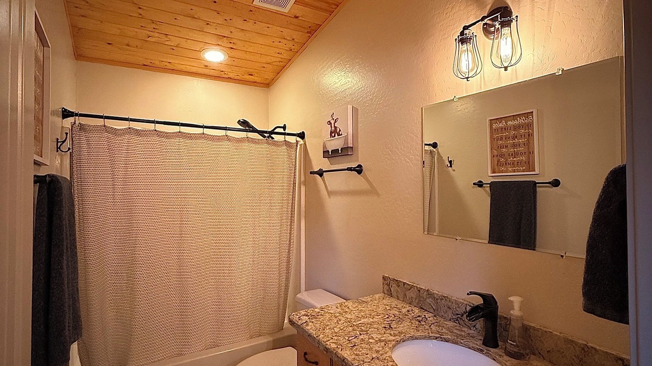 Photo of Bathroom in Tonto Basin