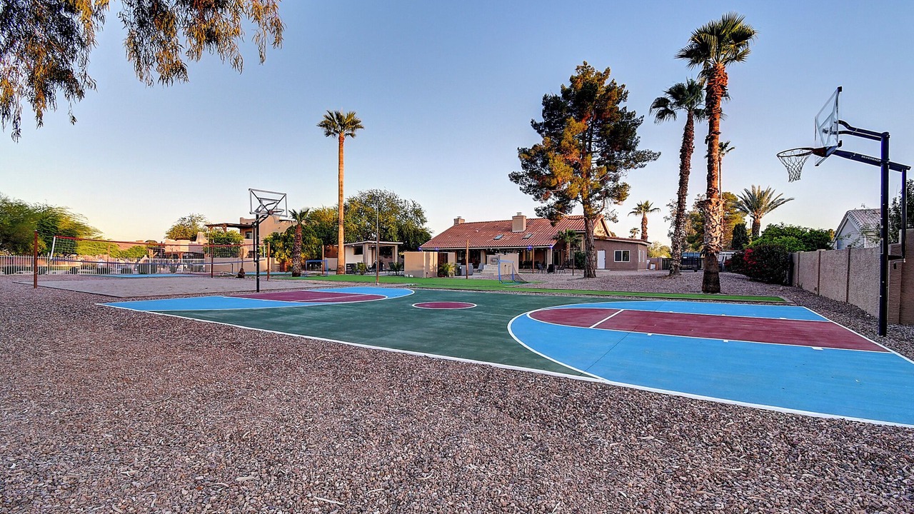 Photo of Others in Paradise Valley Village