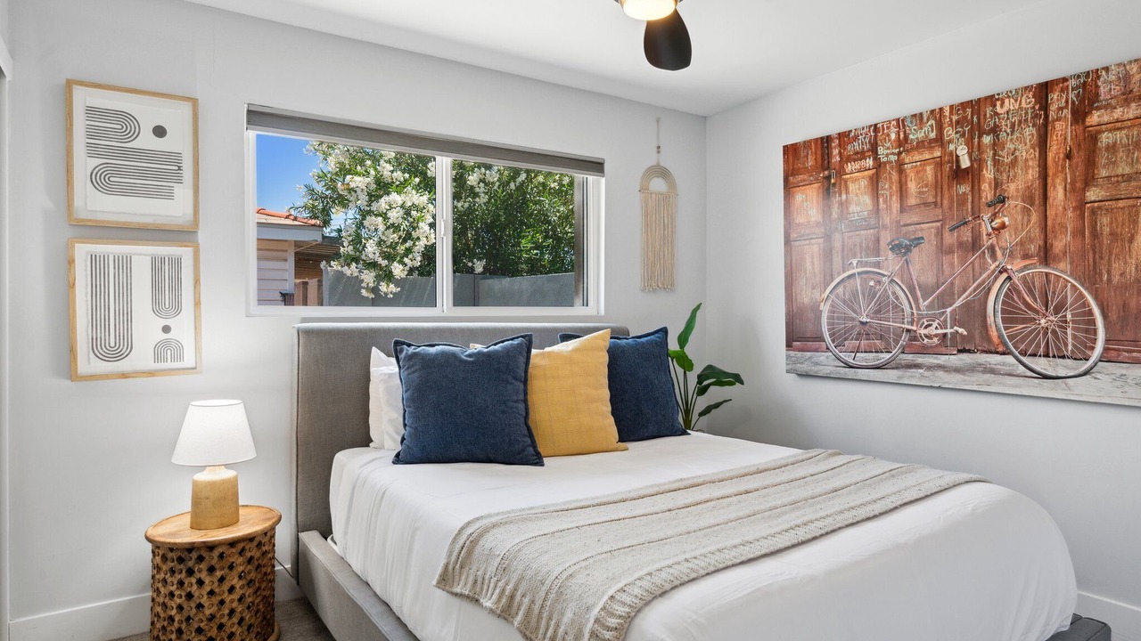 Photo of Bedroom in Papago Parkway