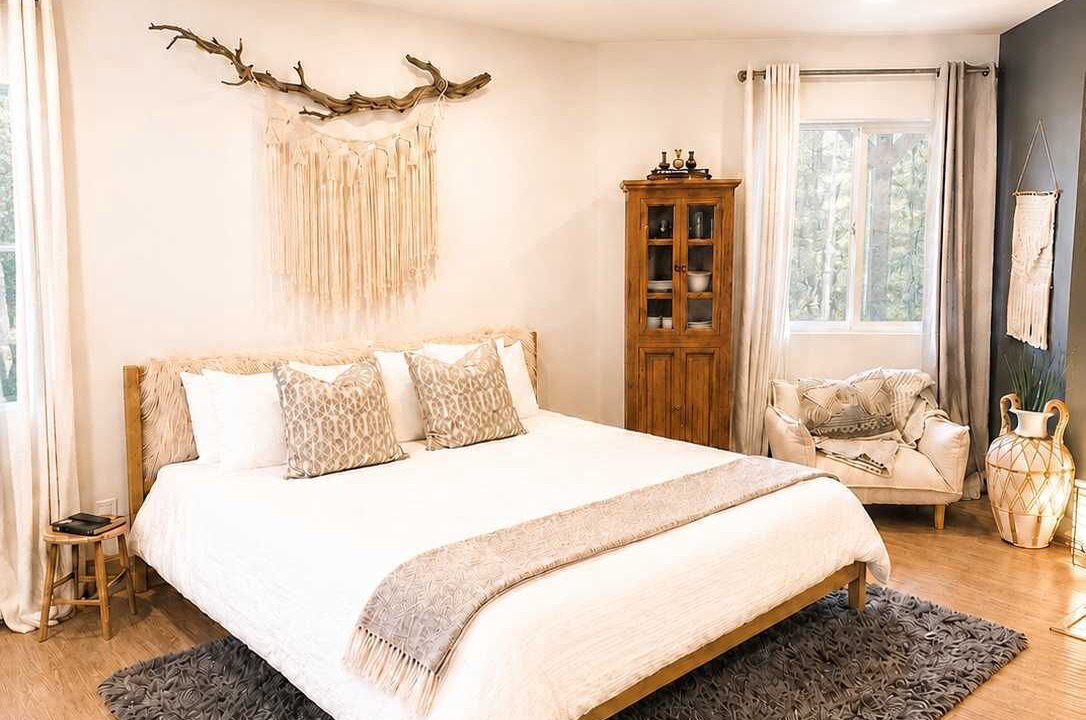 Photo of Bedroom in Idyllwild