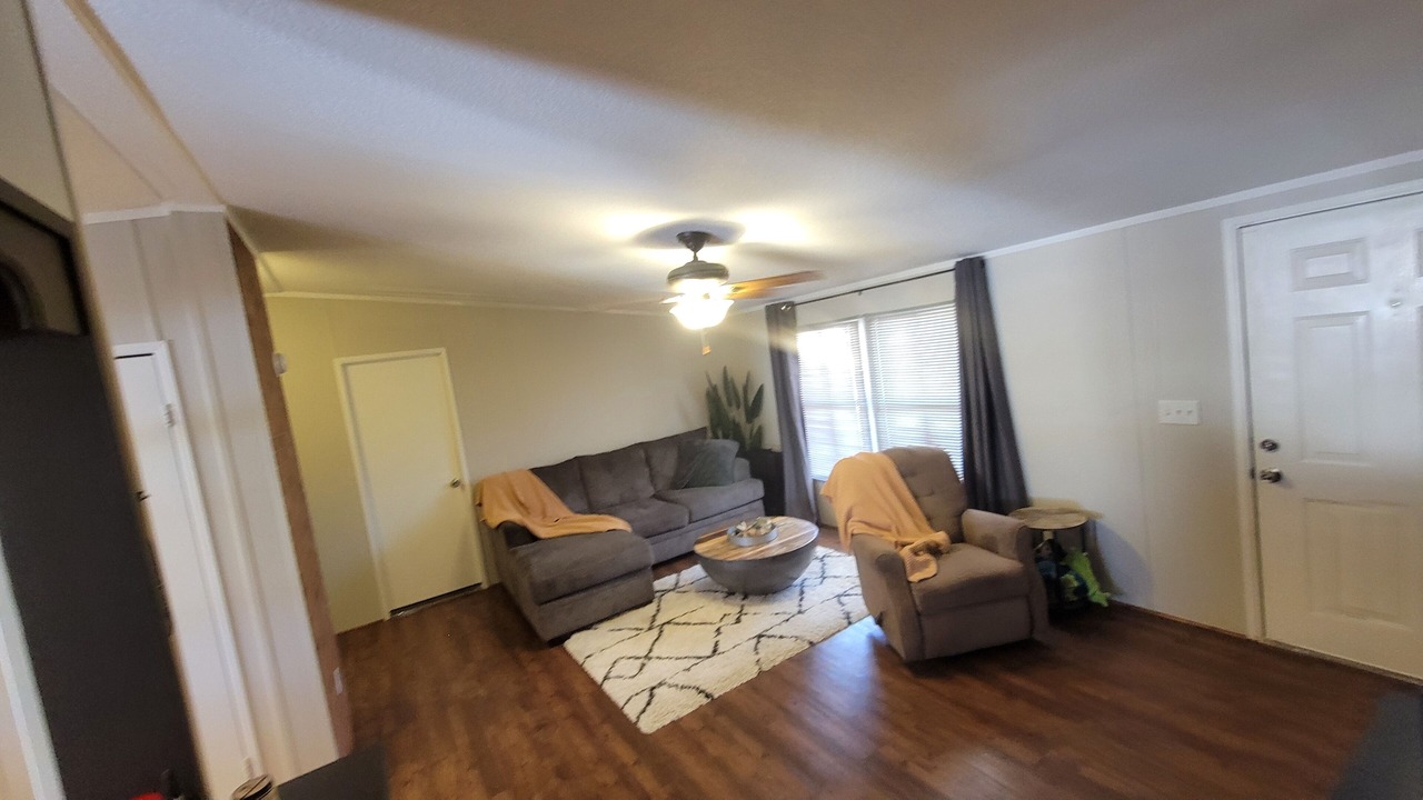 Photo of Livingroom in Tonto Basin
