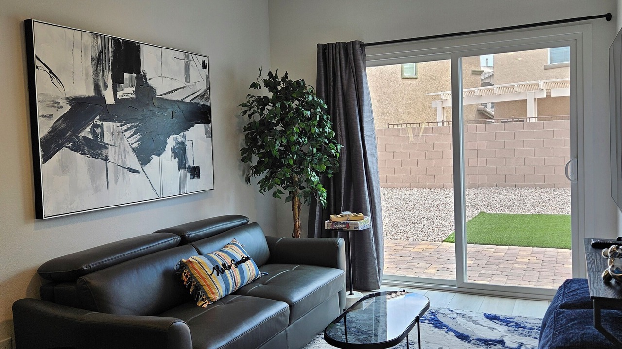 Photo of Livingroom in Mission Hills