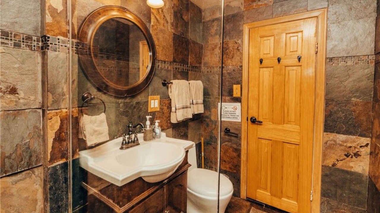 Photo of Bathroom in Sugarloaf
