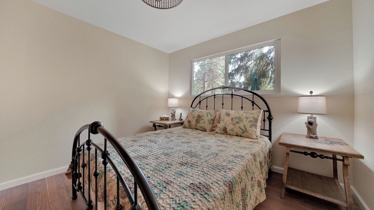Photo of Bedroom in Glencoe