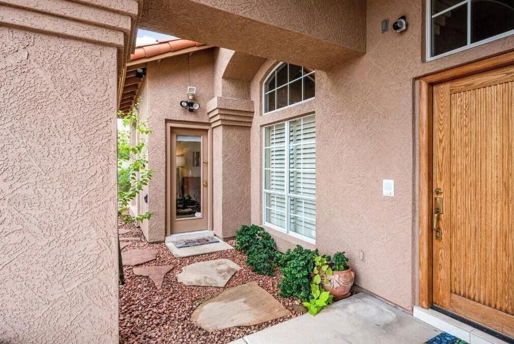 Photo of Others in Paradise Valley Village