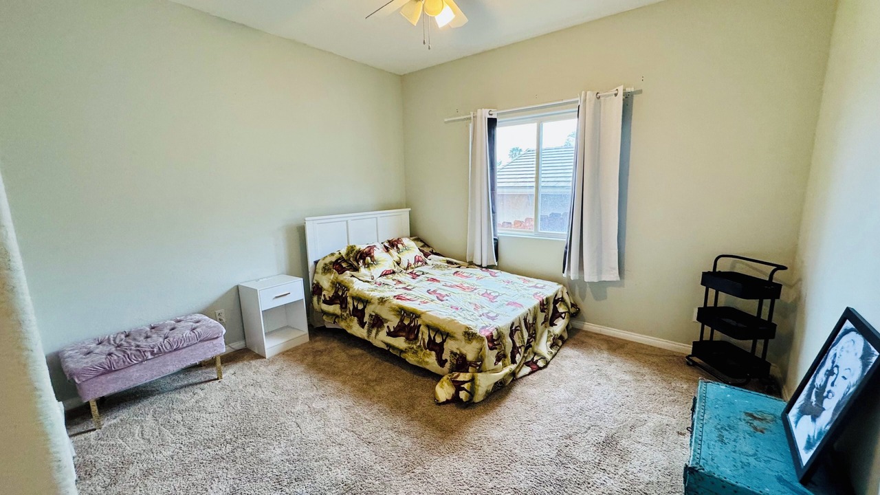 Photo of Bedroom in San Diego Country Estates