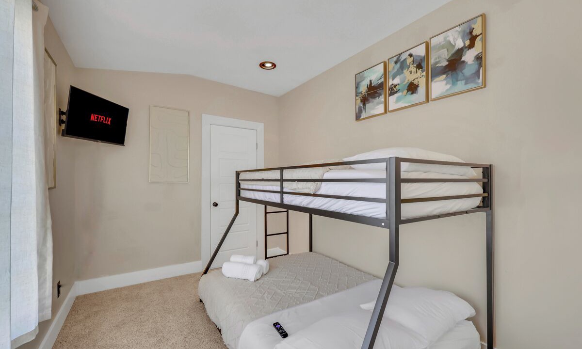Photo of Bedroom in Spring Valley