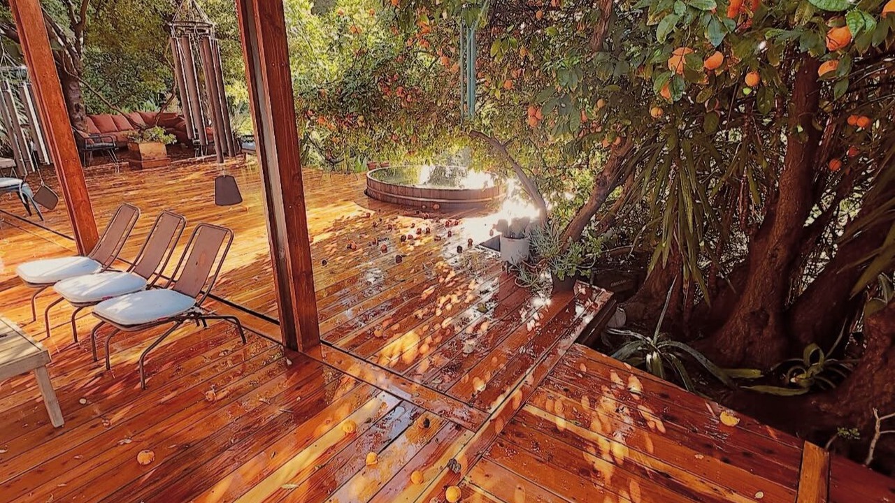 Photo of Patio Balcony in Beverly Glen
