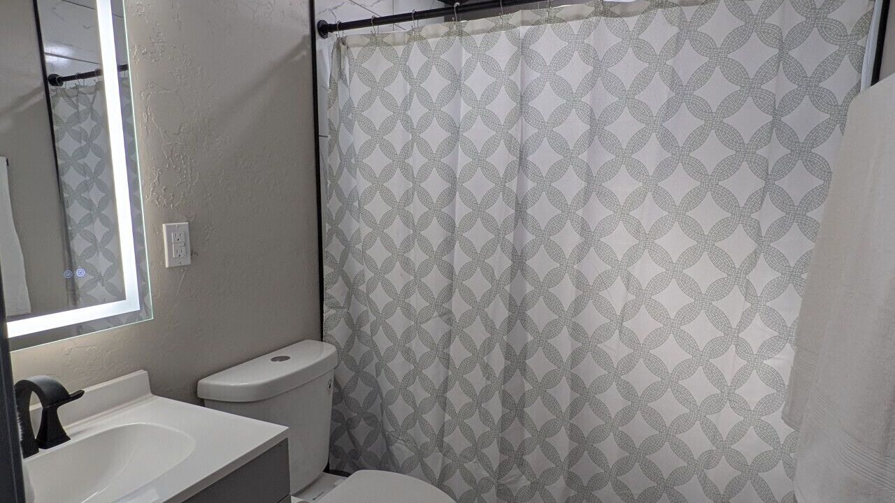 Photo of Bathroom in Sahuarita