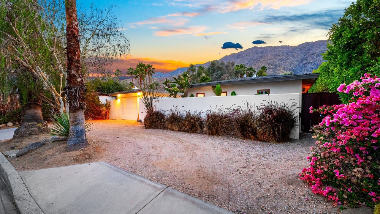 Photo of Outdoor in The Mesa