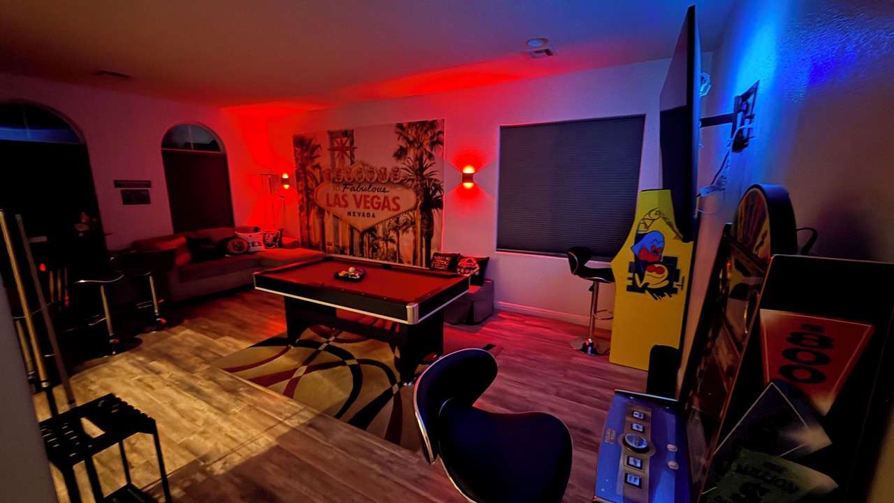 Photo of Bedroom in Enterprise