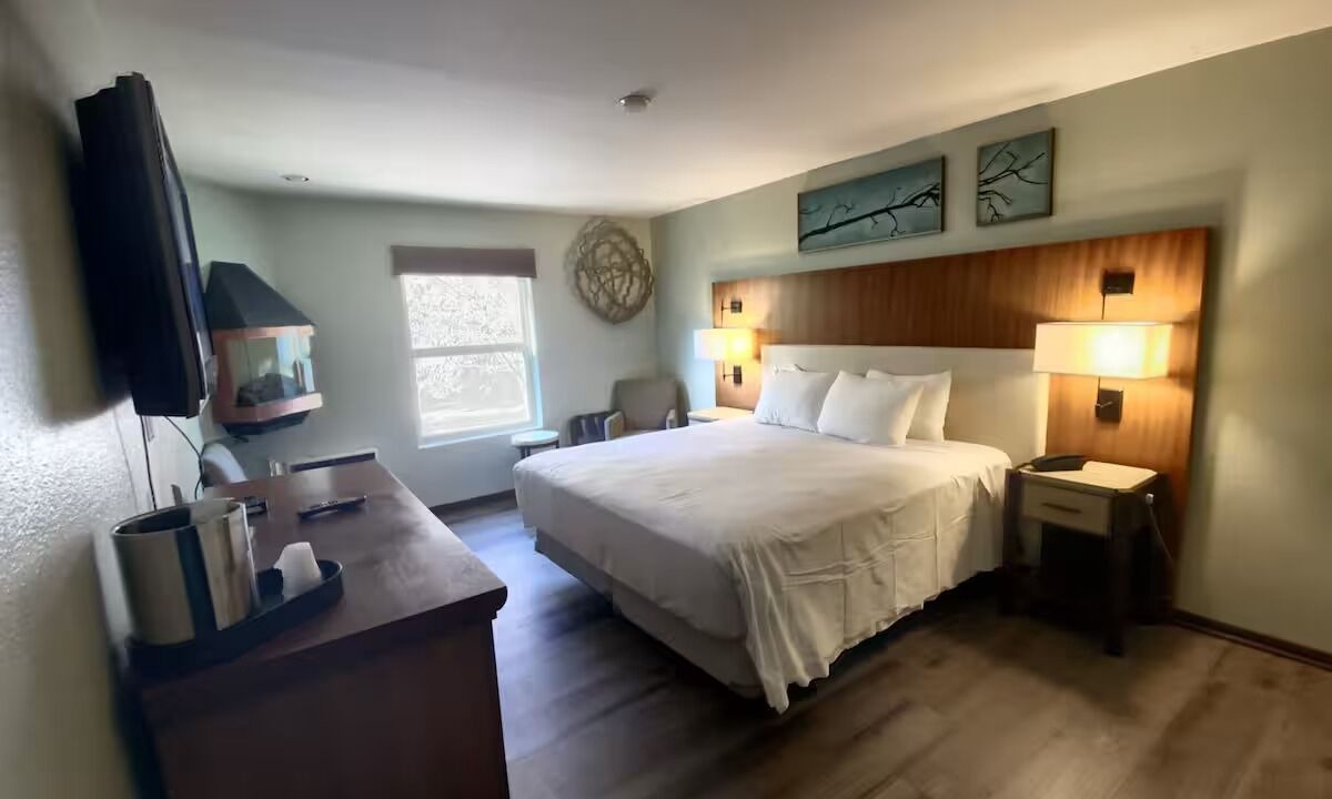 Photo of Bedroom in Mount Charleston