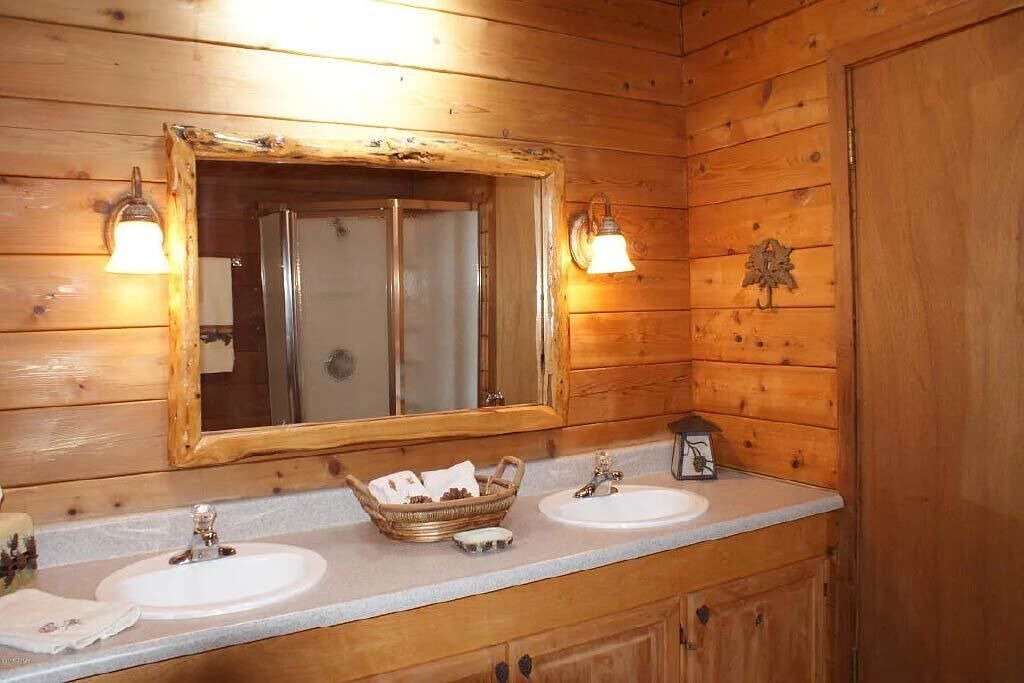 Photo of Bathroom in Alpine