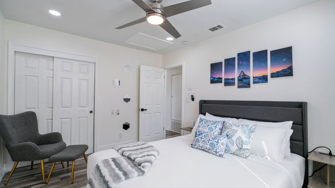 Photo of Bedroom in Twentynine Palms