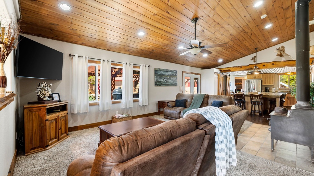 Photo of Livingroom in Williamson
