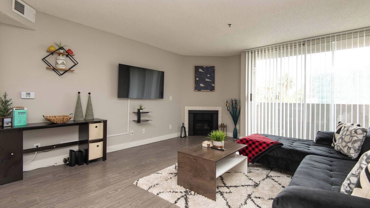 Photo of Livingroom in Hollywood