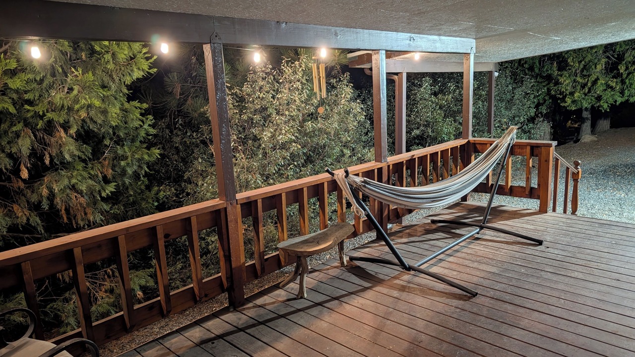 Photo of Patio Balcony in California Hot Springs