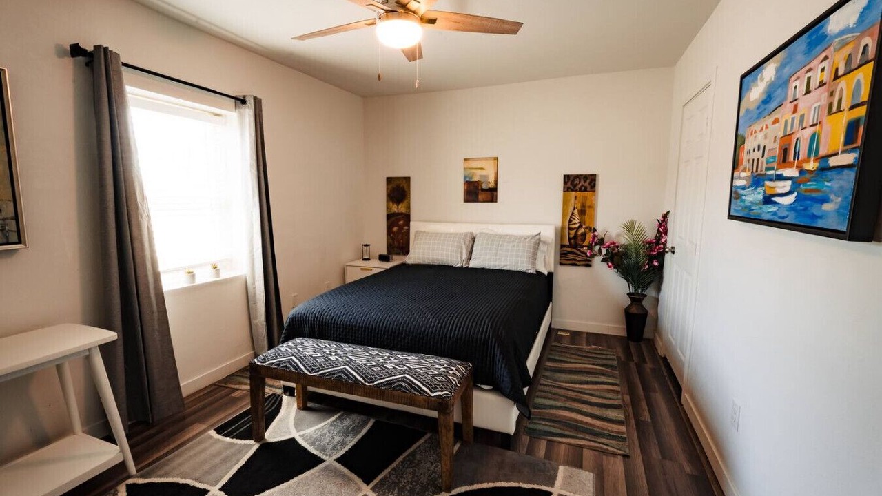 Photo of Bedroom in Downtown Las Vegas