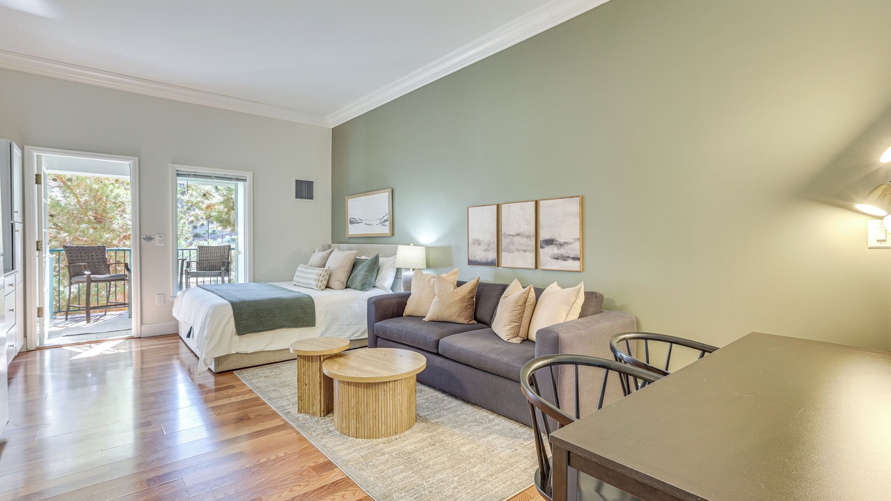 Photo of Livingroom in Lake Las Vegas