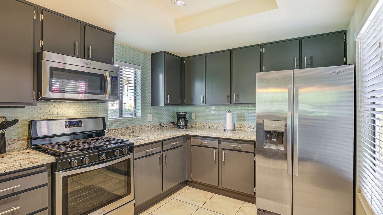 Photo of Kitchen in Canyon Corridor