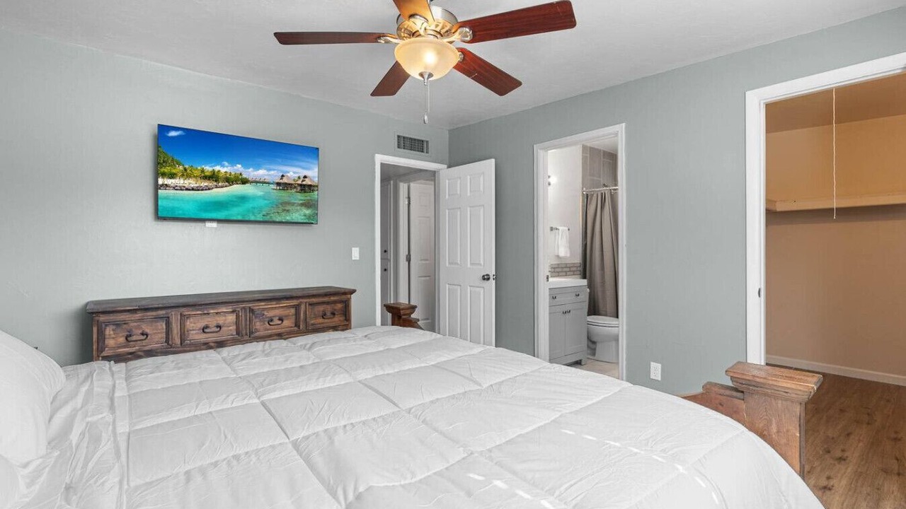 Photo of Bedroom in South Harrison