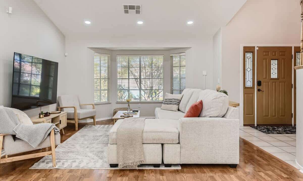 Photo of Livingroom in Canyon Gate