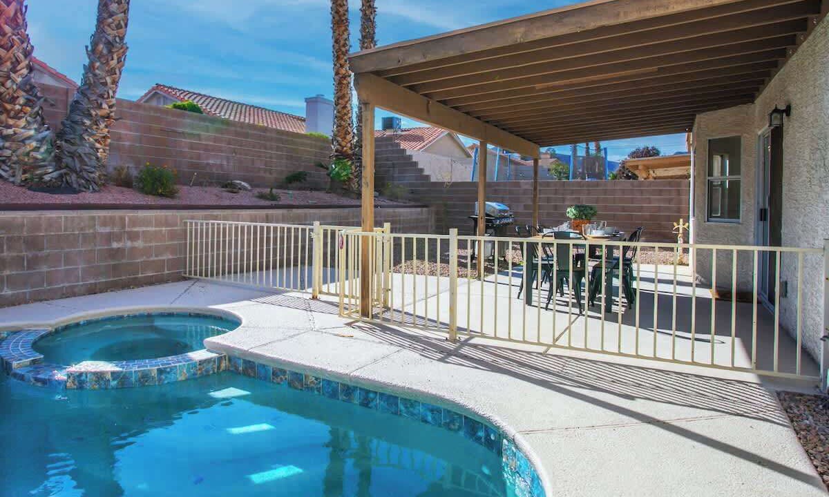 Photo of Outdoor in Highland Hills