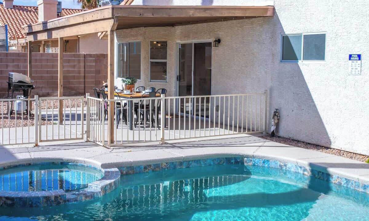 Photo of Outdoor in Highland Hills