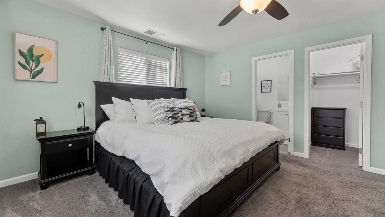Photo of Bedroom in Springville