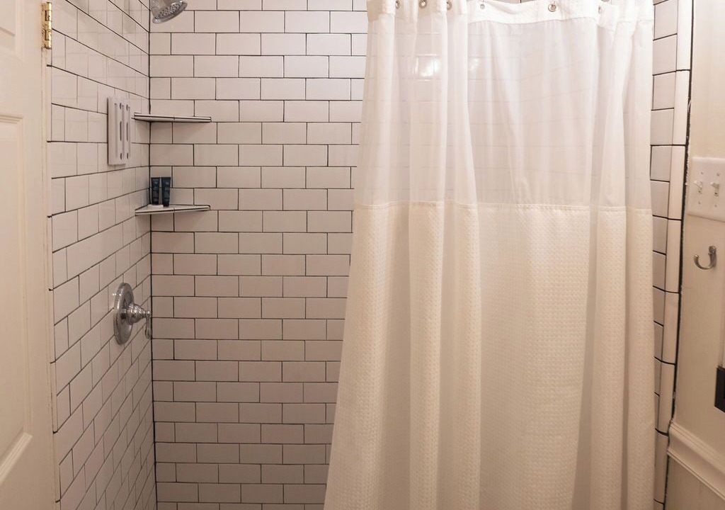 Photo of Bathroom in Armory Park