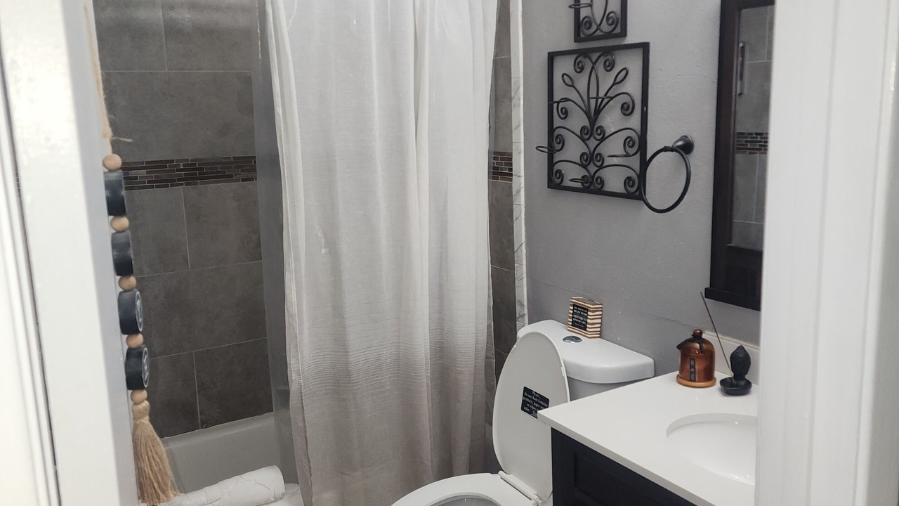 Photo of Bathroom in Paradise