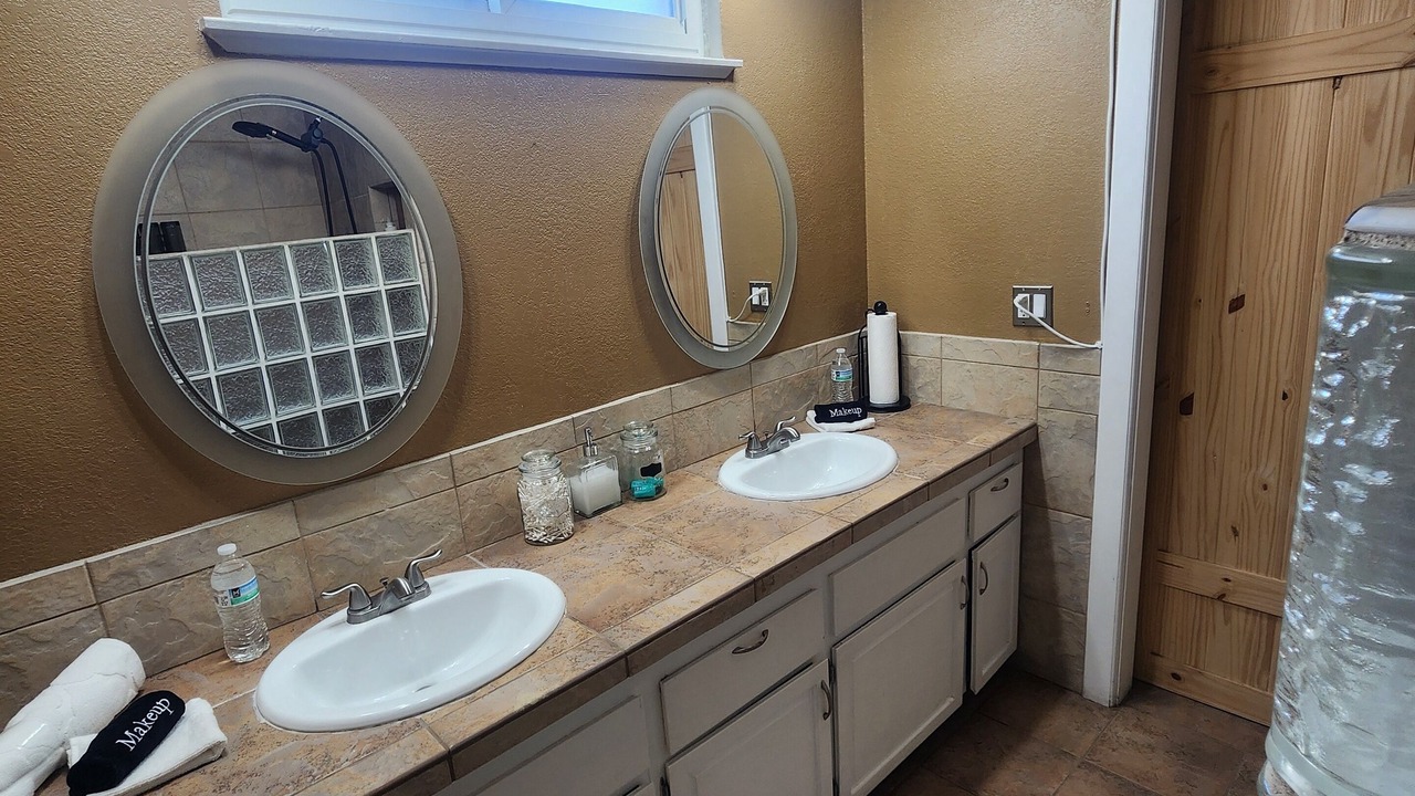 Photo of Bathroom in Paradise