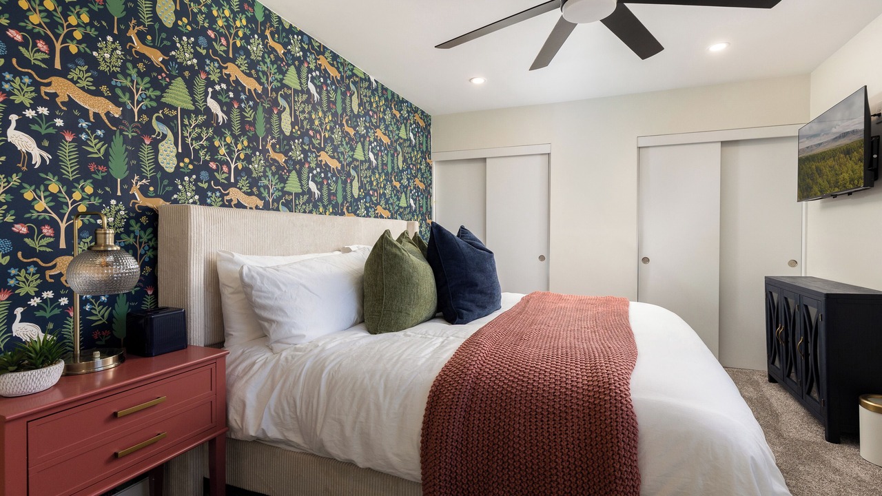 Photo of Bedroom in McClintock