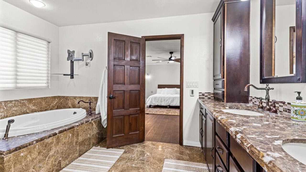 Photo of Bathroom in Paradise