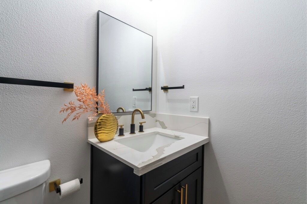 Photo of Bathroom in Rancho Oakey