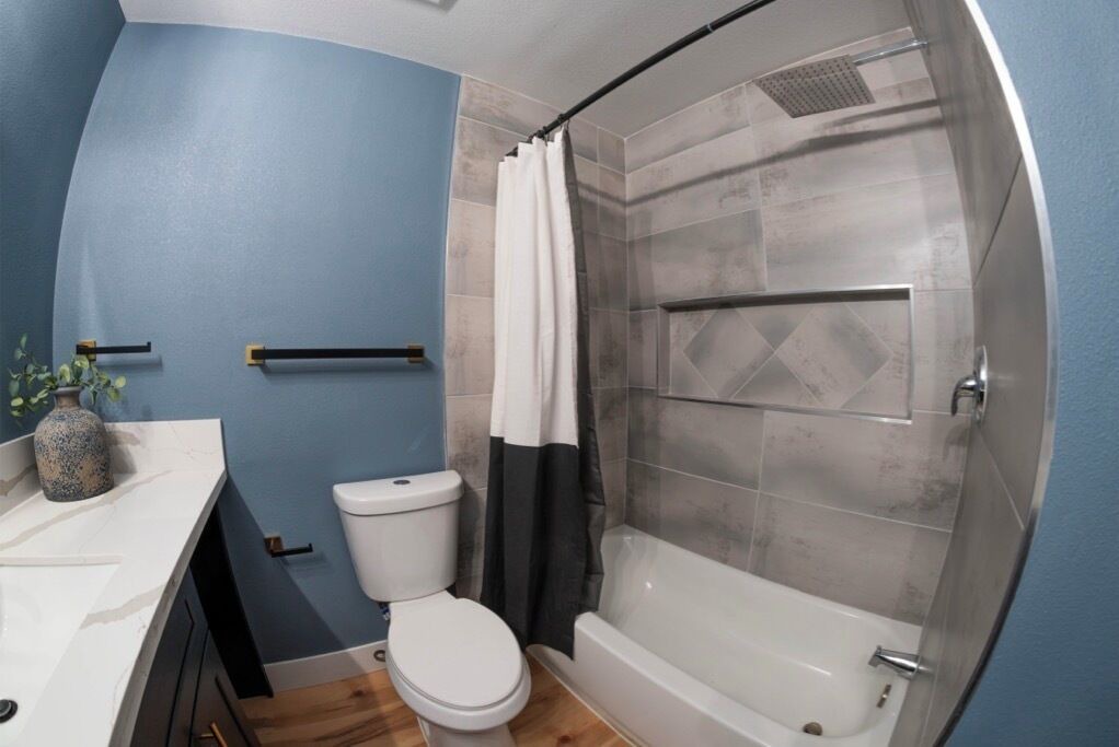 Photo of Bathroom in Rancho Oakey