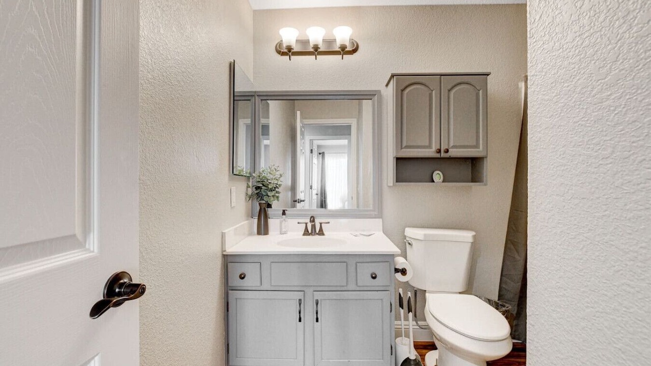 Photo of Bathroom in North Las Vegas