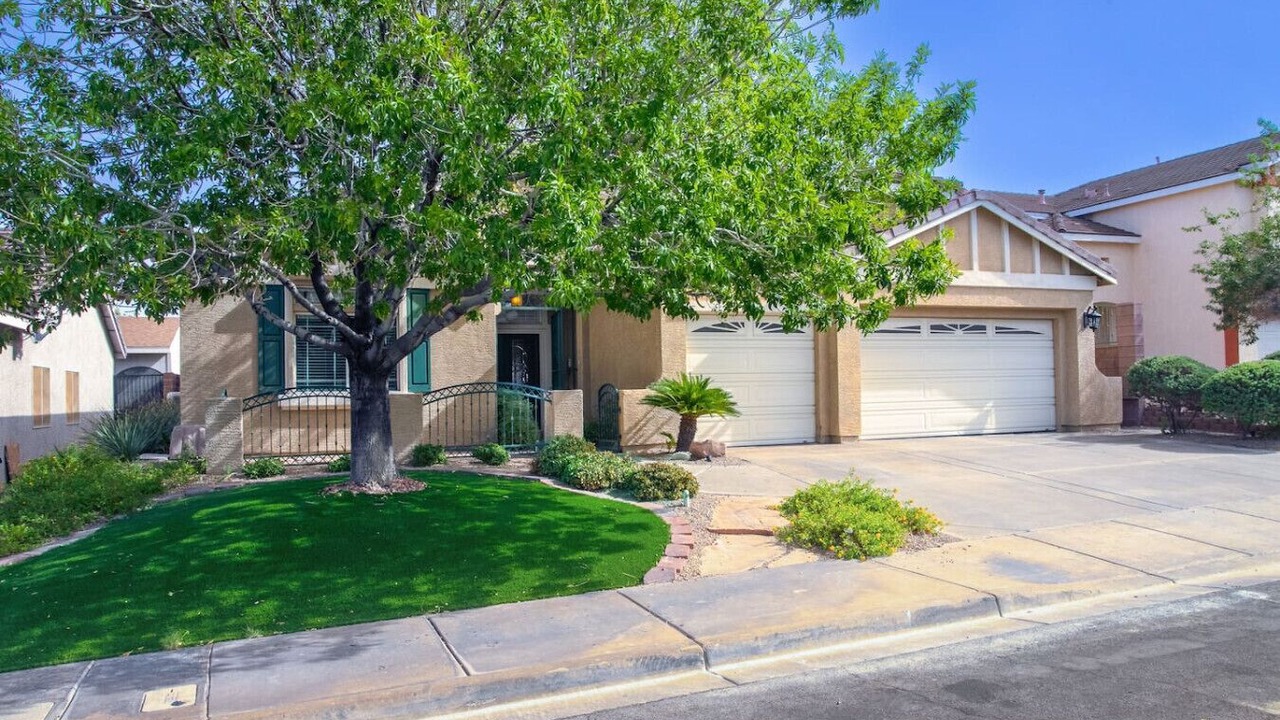 Photo of Outdoor in McCullough Hills