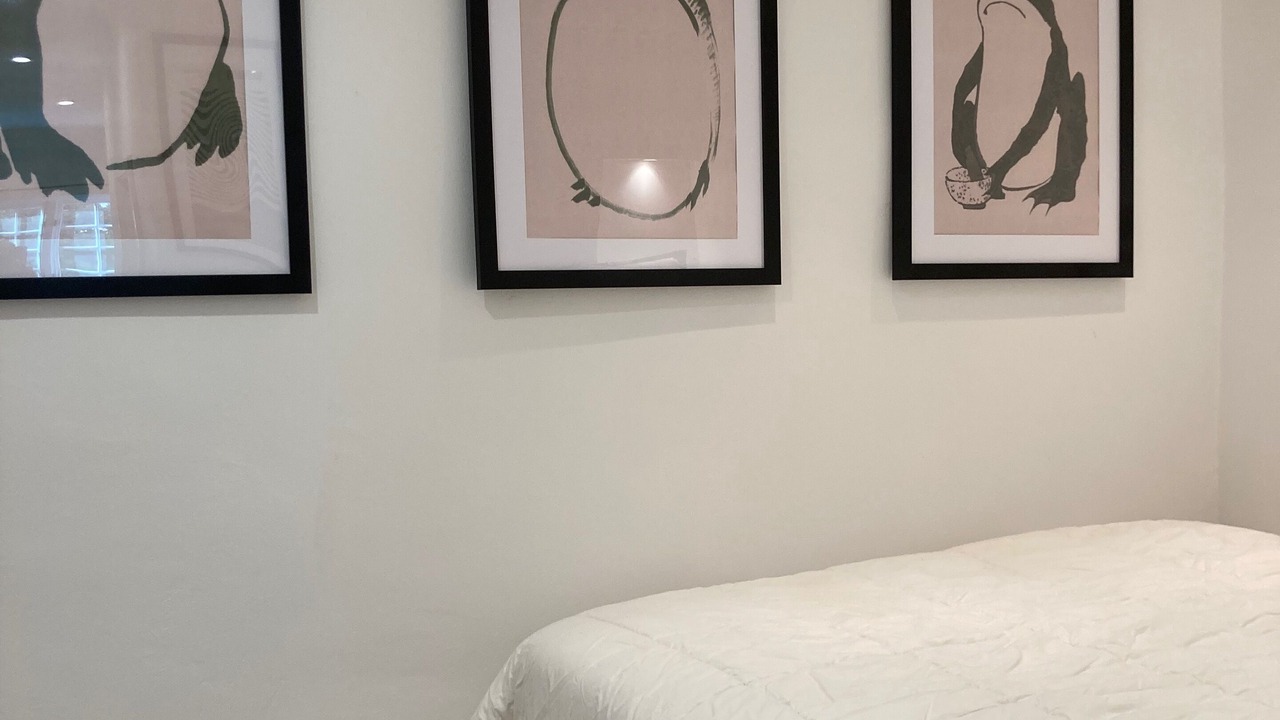 Photo of Bedroom in Hollywood Heights