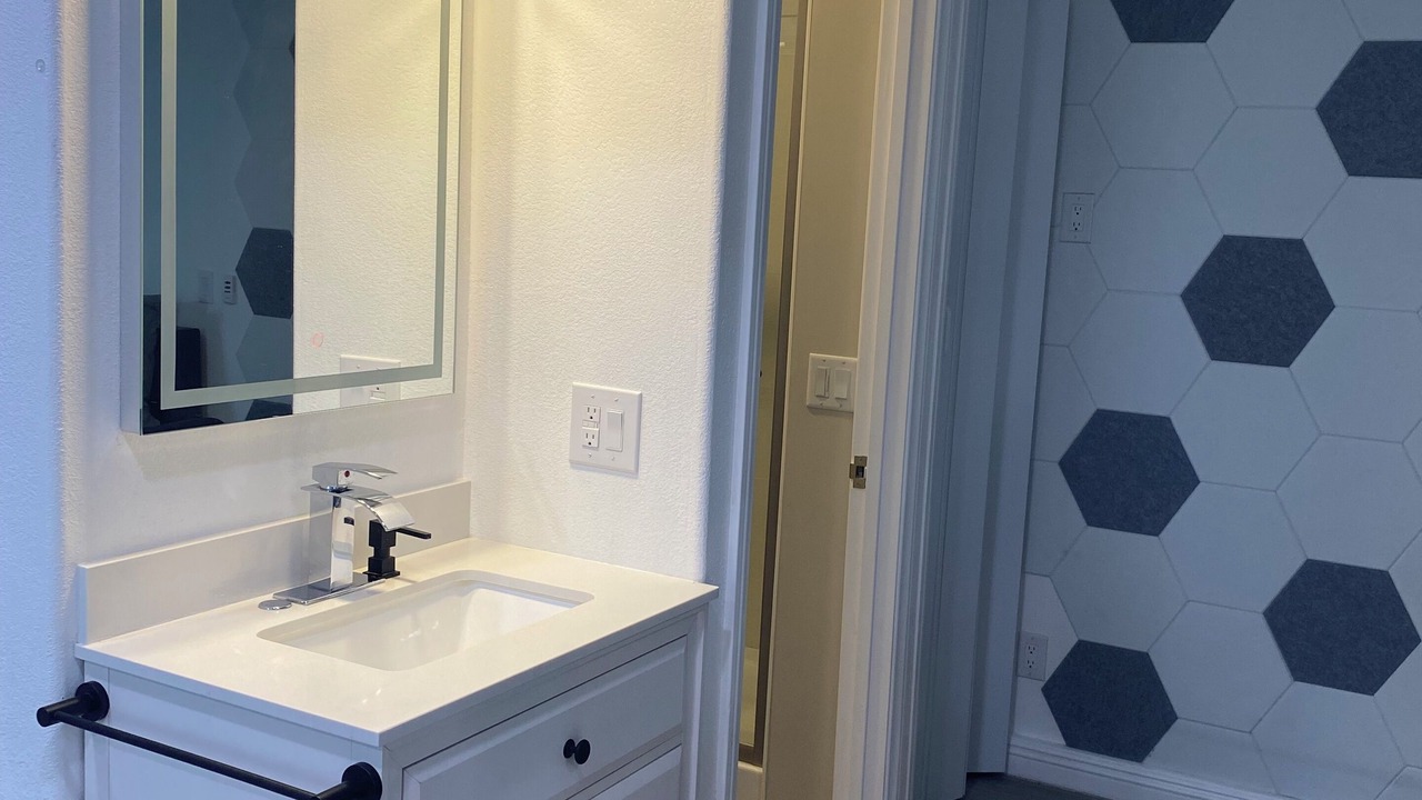 Photo of Bathroom in Smoke Ranch